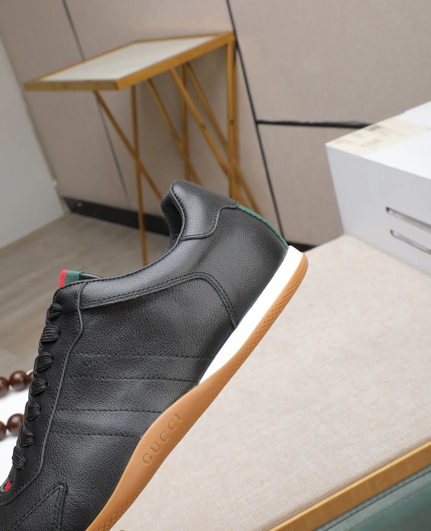Men's shoes 💰460 GUCCI🔍🔍The latest models are on sale at the same time at the counter. Original calfskin imported from Italy, genuine leather lining, (high-end, extravagant, and classy) with exquisite workmanship. Soles: Original soles specially provided by the original factory. ⚠Exclusive double-layer movable molded soles are super comfortable⚠. Photos of the real thing🎬The real thing is even better🔍🔍"High quality·Follow the order" Code number 38-44